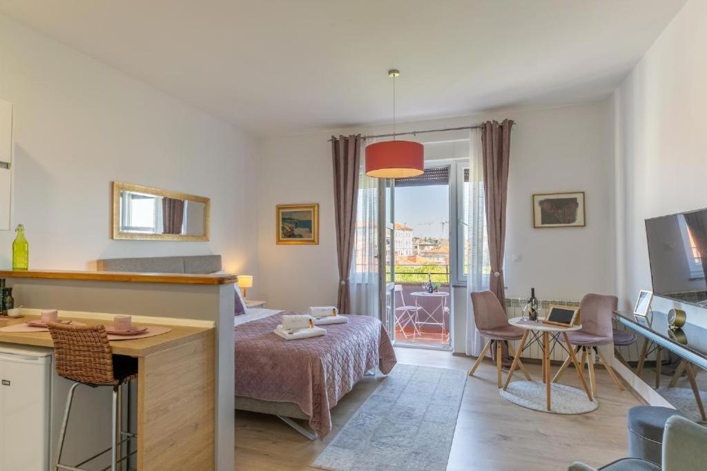 Polai Boutique Apartments With Free Parking Buitenkant foto