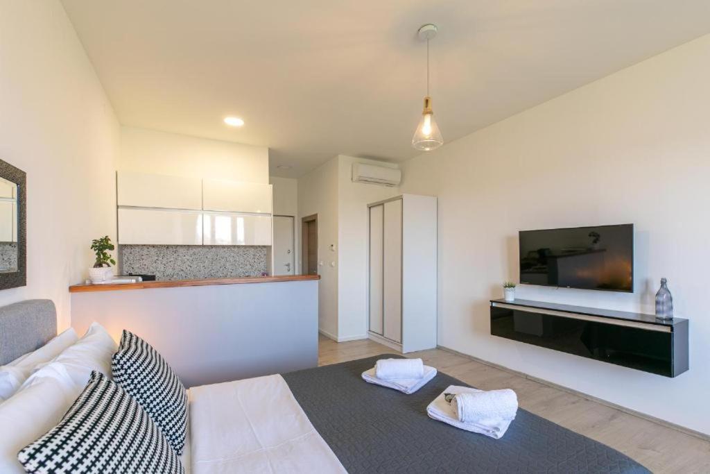 Polai Boutique Apartments With Free Parking Buitenkant foto