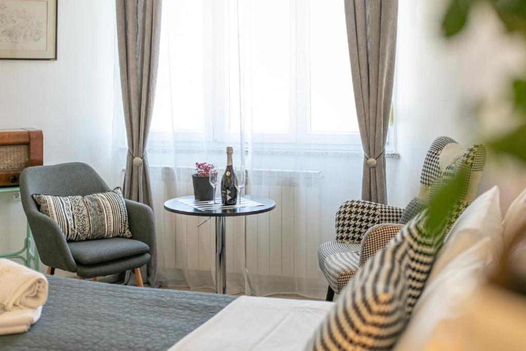 Polai Boutique Apartments With Free Parking Buitenkant foto